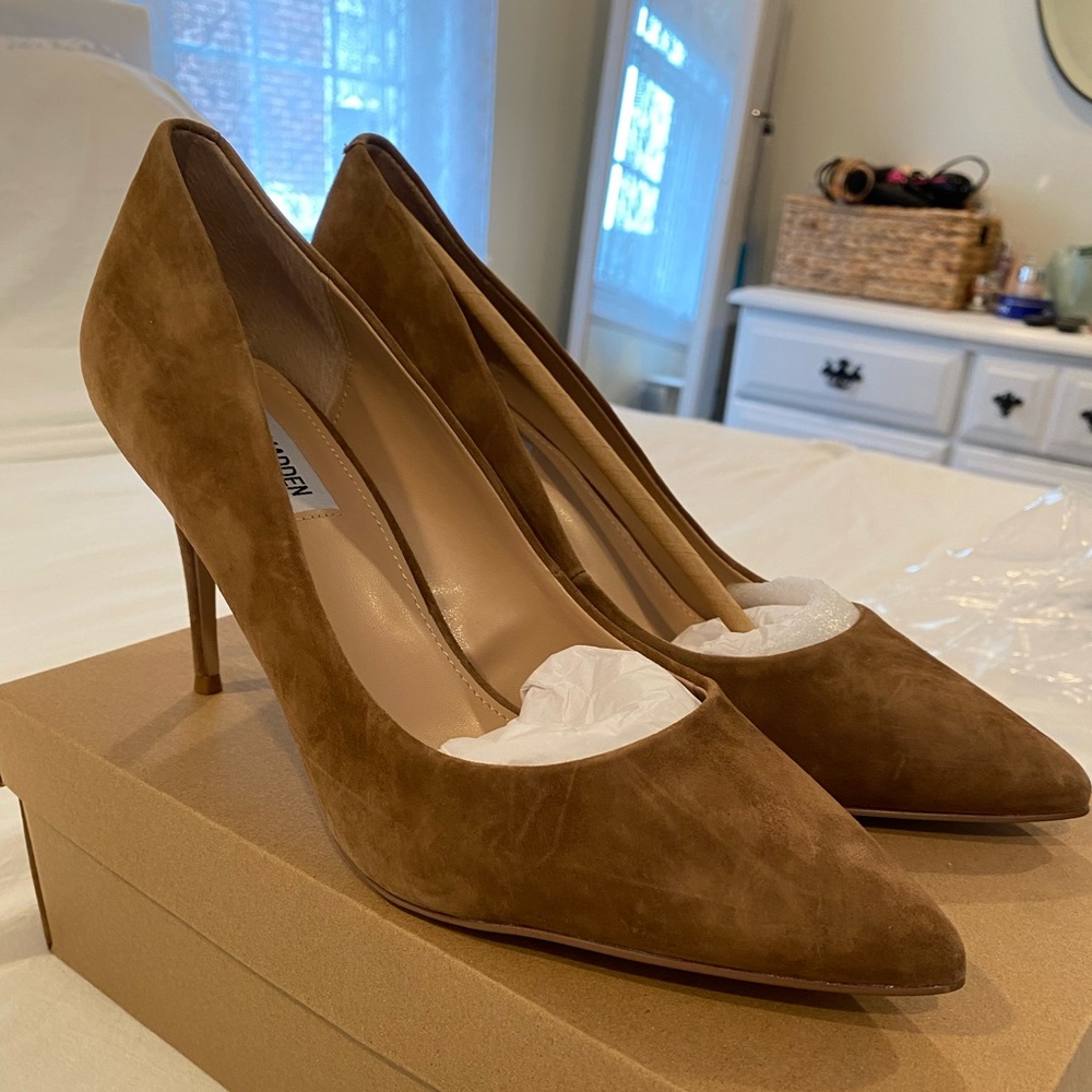 Steve Madden pumps